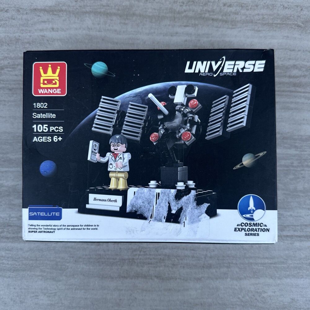 DIY Satellite Building Kit - 105pcs Bricks New In Box With Instructions Damaged